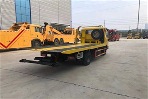 大理非事故拖车